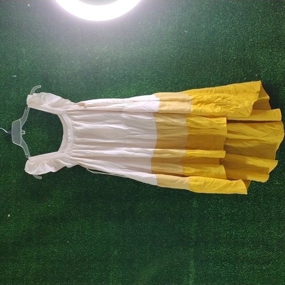 Moodie yellow and cream dress MIDI - Picture 2 of 6